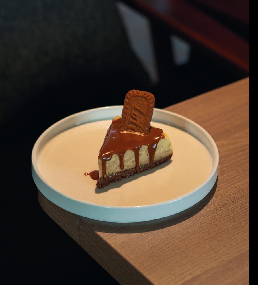 Sepotong cheesecake dessert Magnolia